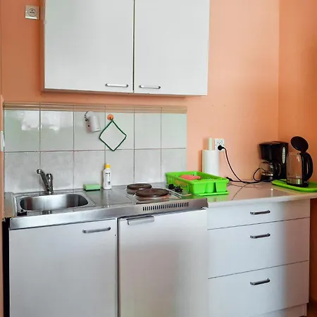 1 Bedroom Lovely Home In Rewal *
