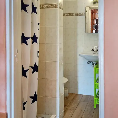1 Bedroom Lovely Home In Rewal Rewal